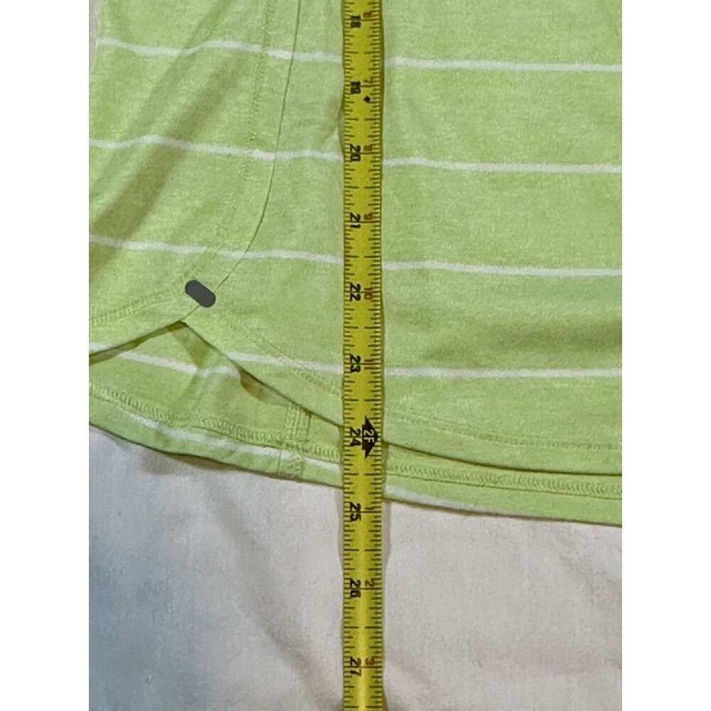 The North Face Women Top T-Shirt  Sz M Mountain Athletic Flashdry - XD Green - Picture 7 of 7